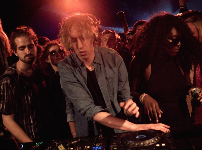 Photo of set Daniel Avery.