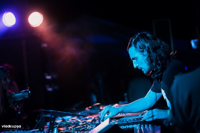 Photo of set Mihigh.