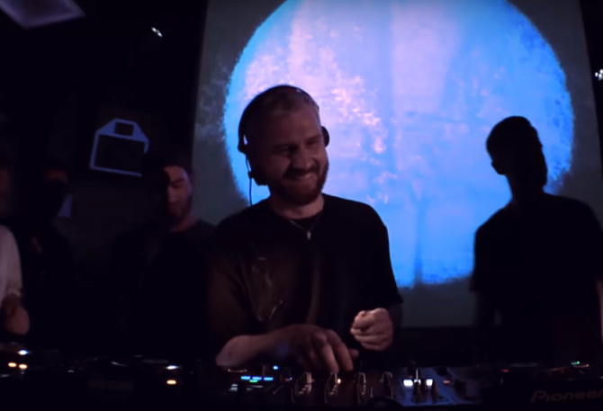 Photo of set Man Power.