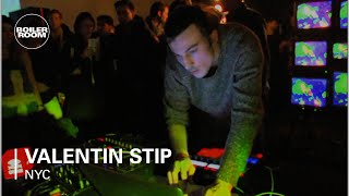 Photo of set Valentin Stip .