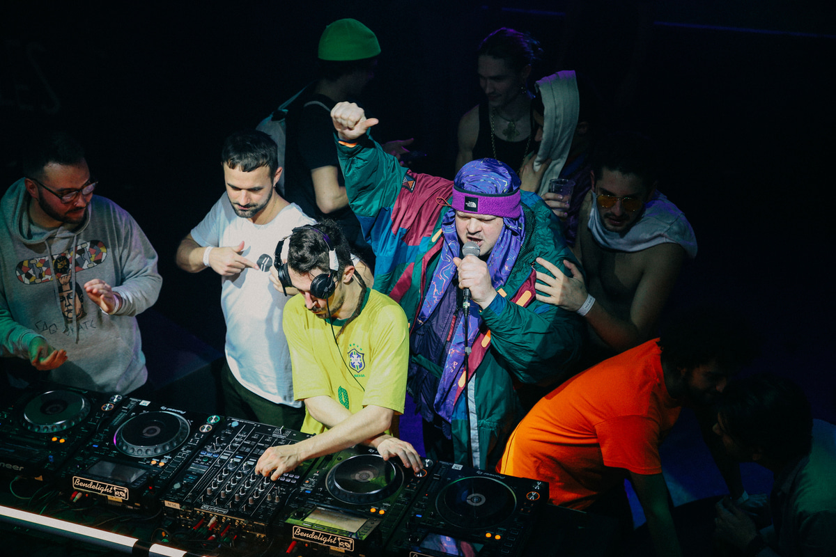 Photo of set Amor Satyr, Tommy Kid, Samos Promesses, Tévéa.