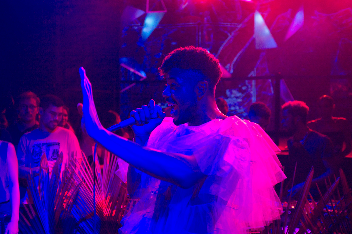 Photo of set Donchristian.