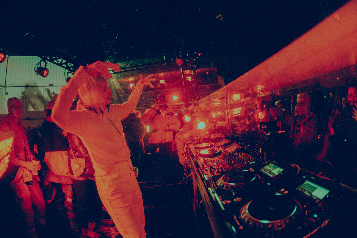 Photo of set Ellen Allien.