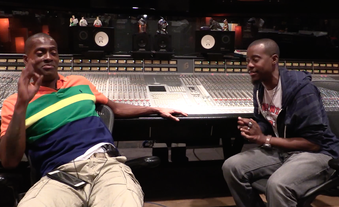 Photo of set Organized Noize.