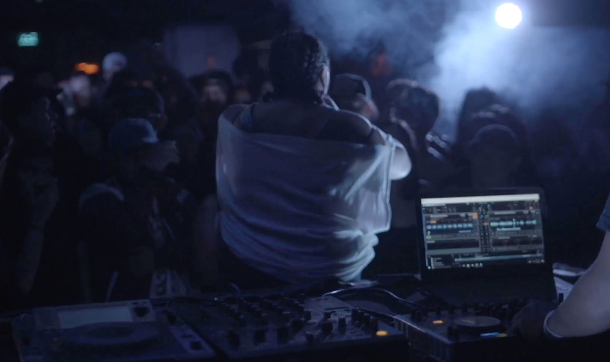 Photo of set Mare Advertenica Lirika.