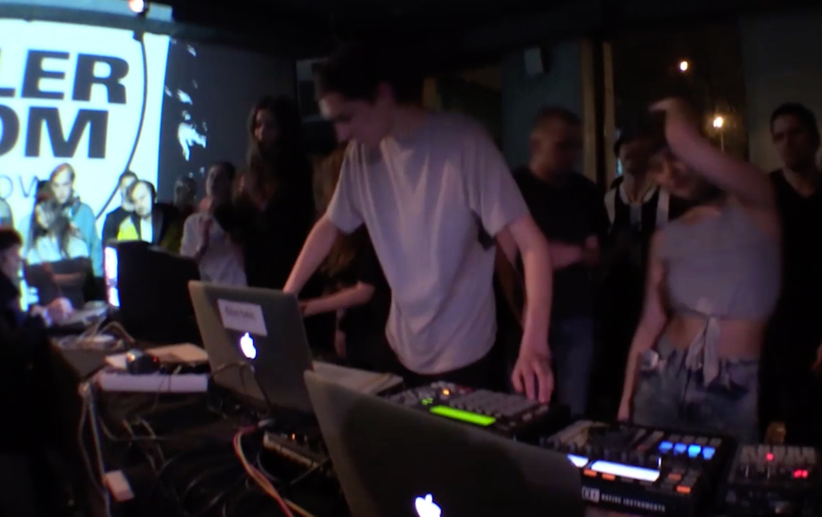 Photo of set Buttechno.