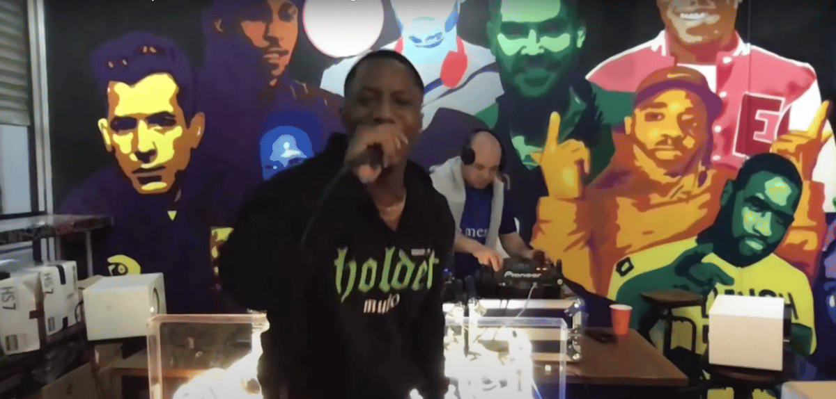 Photo of set Suspect.