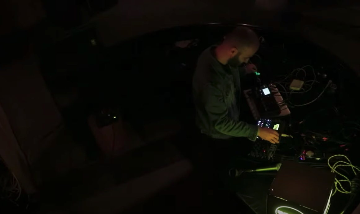 Photo of set Sary Moussa.