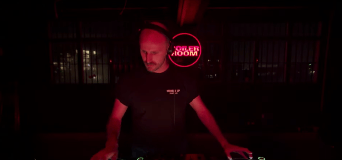 Photo of set Midland.