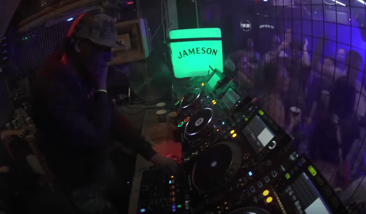 Photo of set Brockie & MC Det.