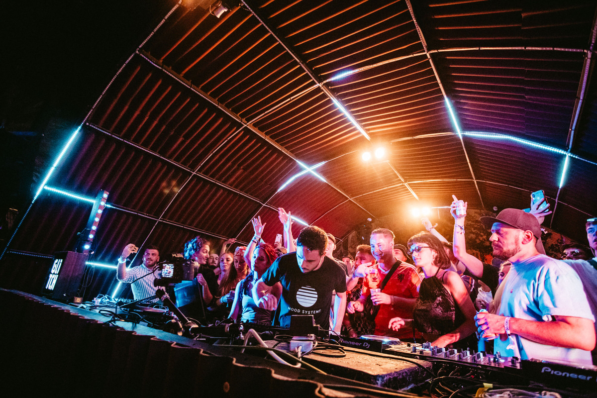 Photo of set Jupiter Jax.