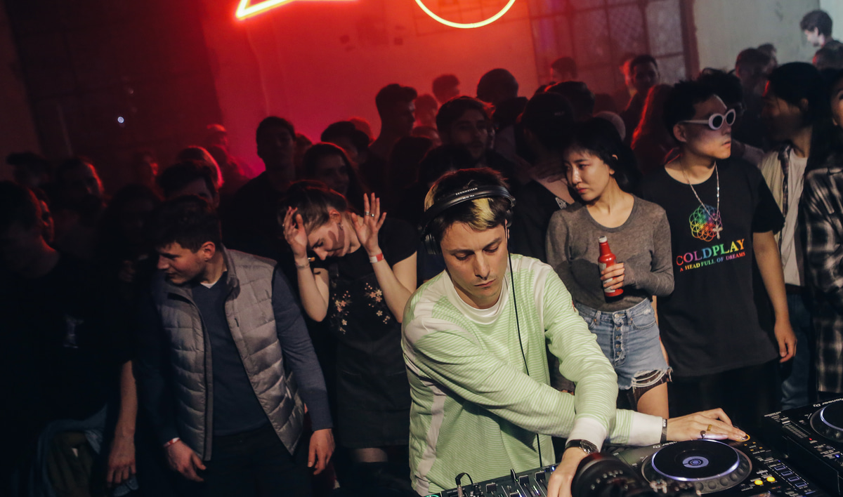 Photo of set Call Super.