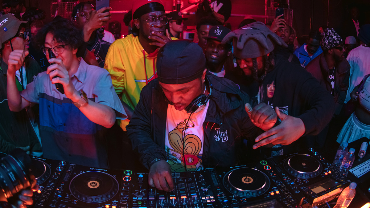 Photo of set Chef Dee.