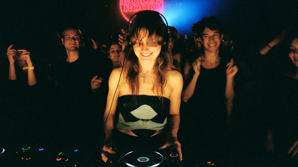 Photo of set Courtesy.