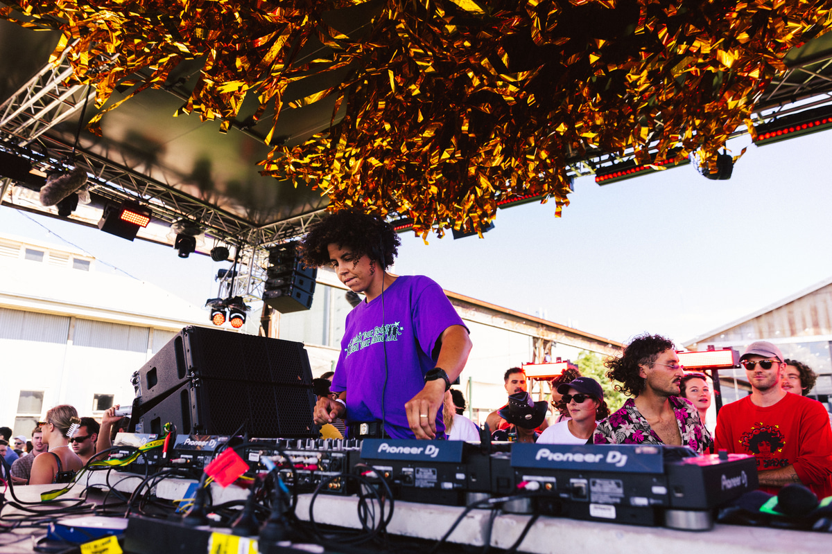 Photo of set Darcy Justice.