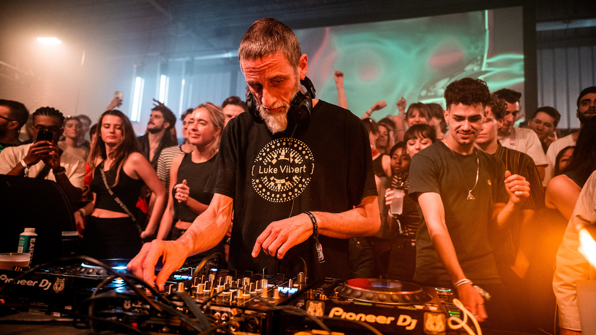 Photo of set Luke Vibert (aka Amen Andrews).