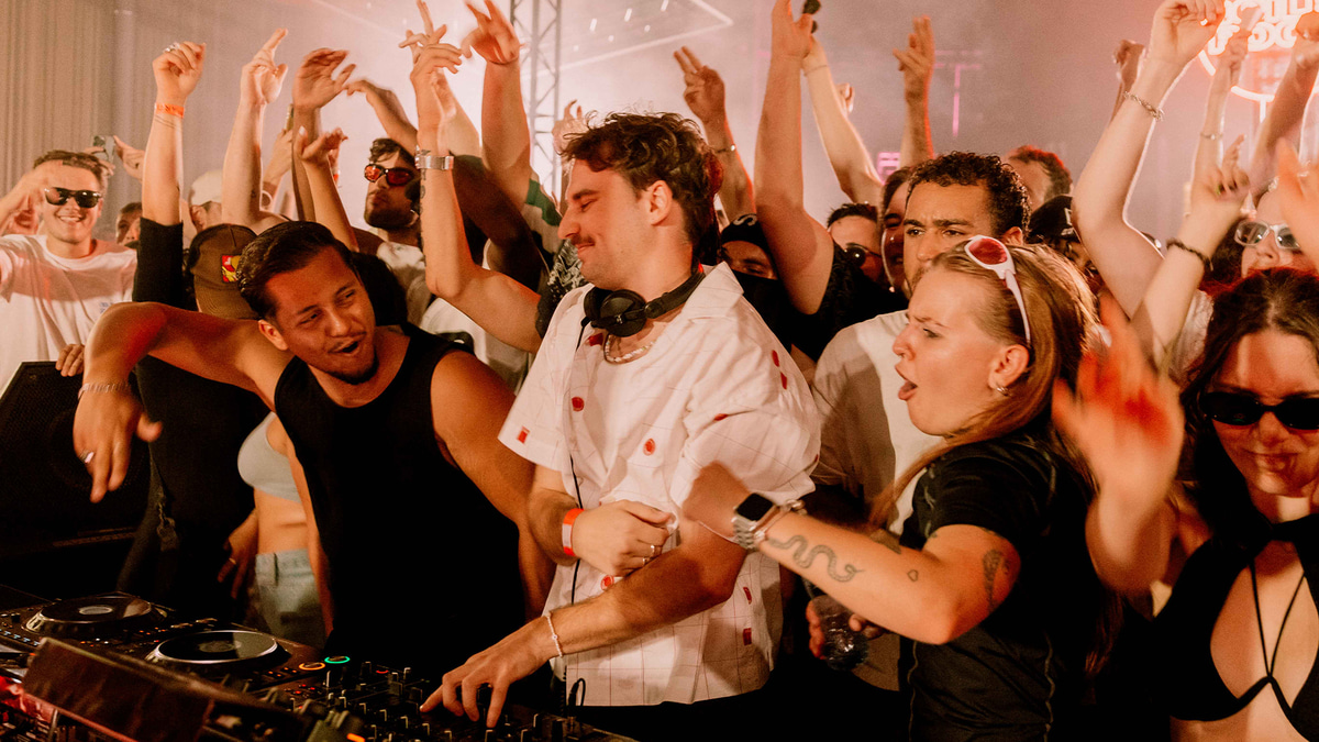 Photo of set Mischluft.