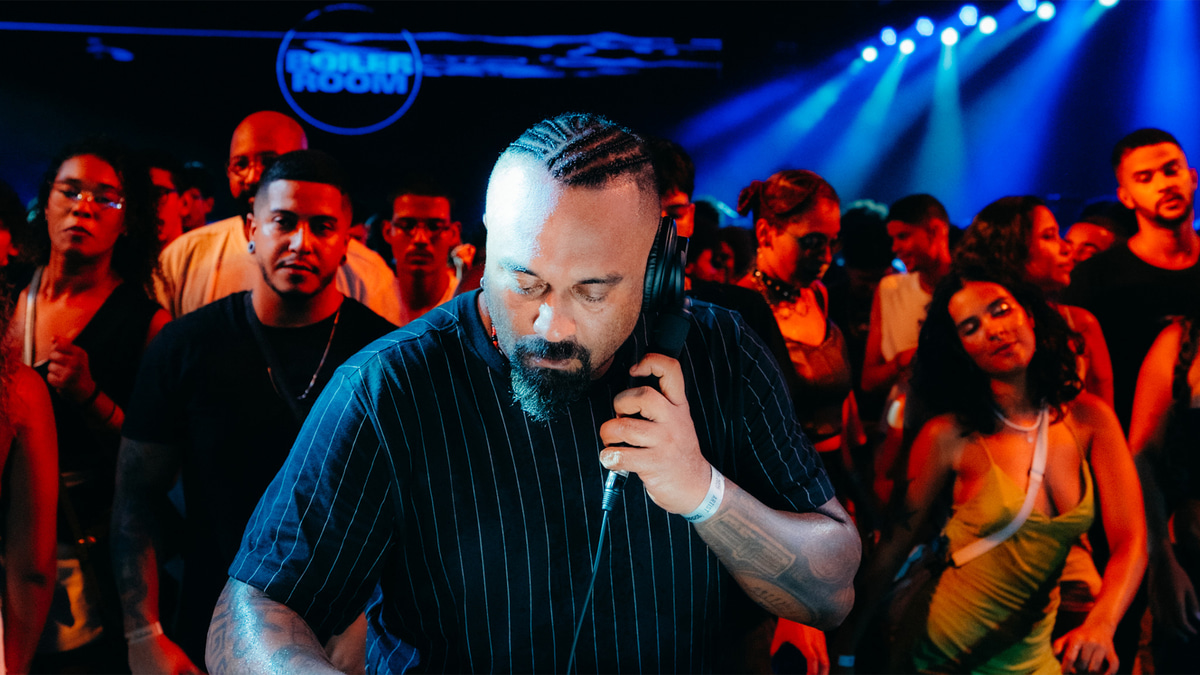 Photo of set Telefunksoul.