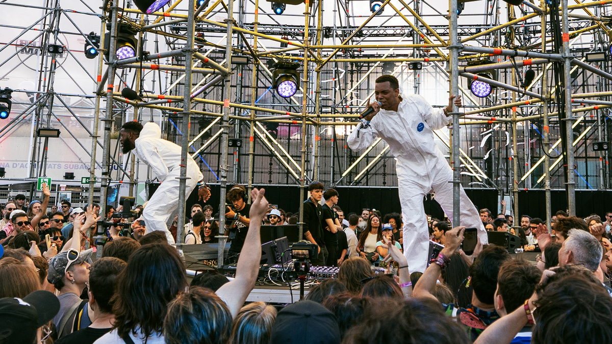 Photo of set They Hate Change.