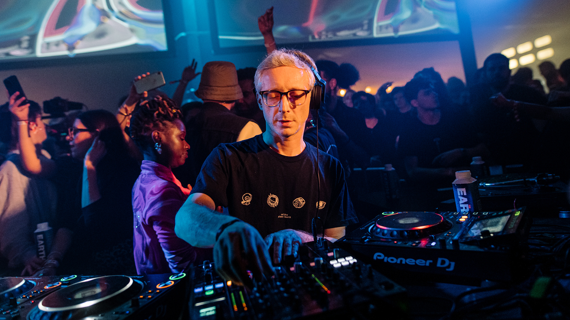 Photo of set Calibre.