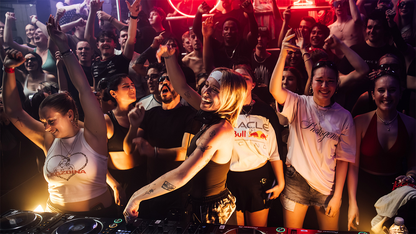 Flyer for event Novah.